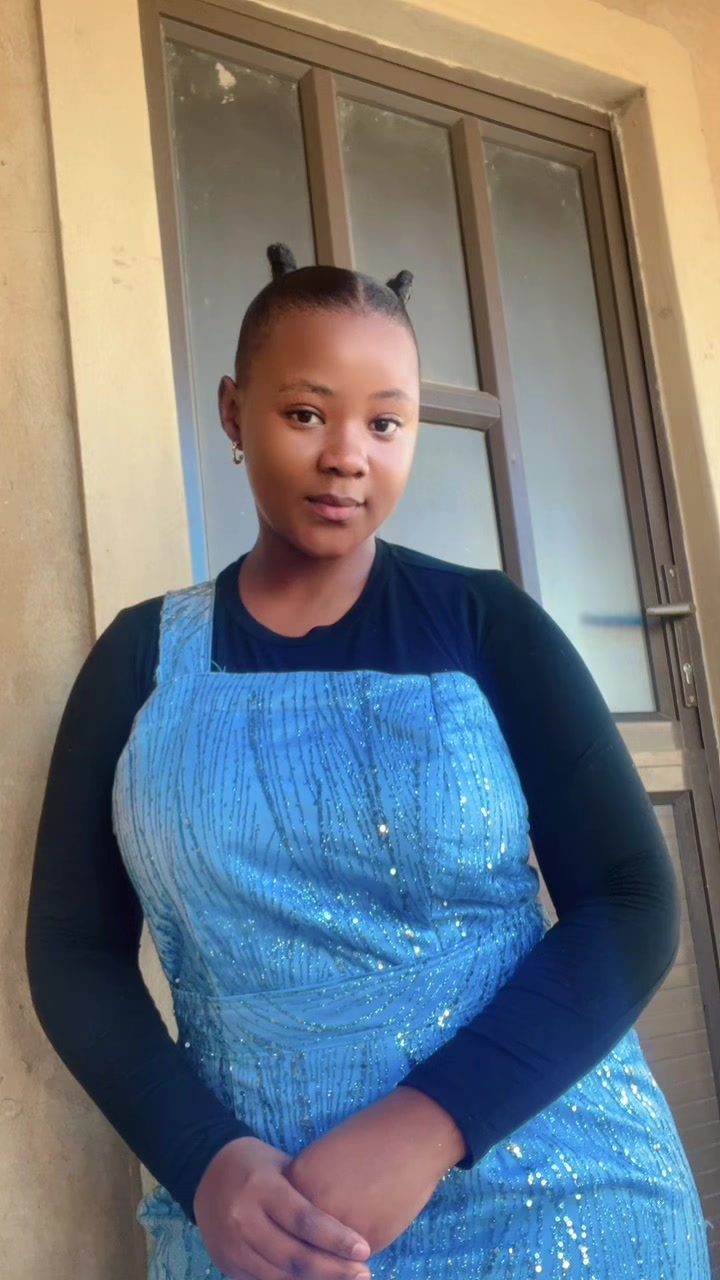 @Yonela _Qayiso