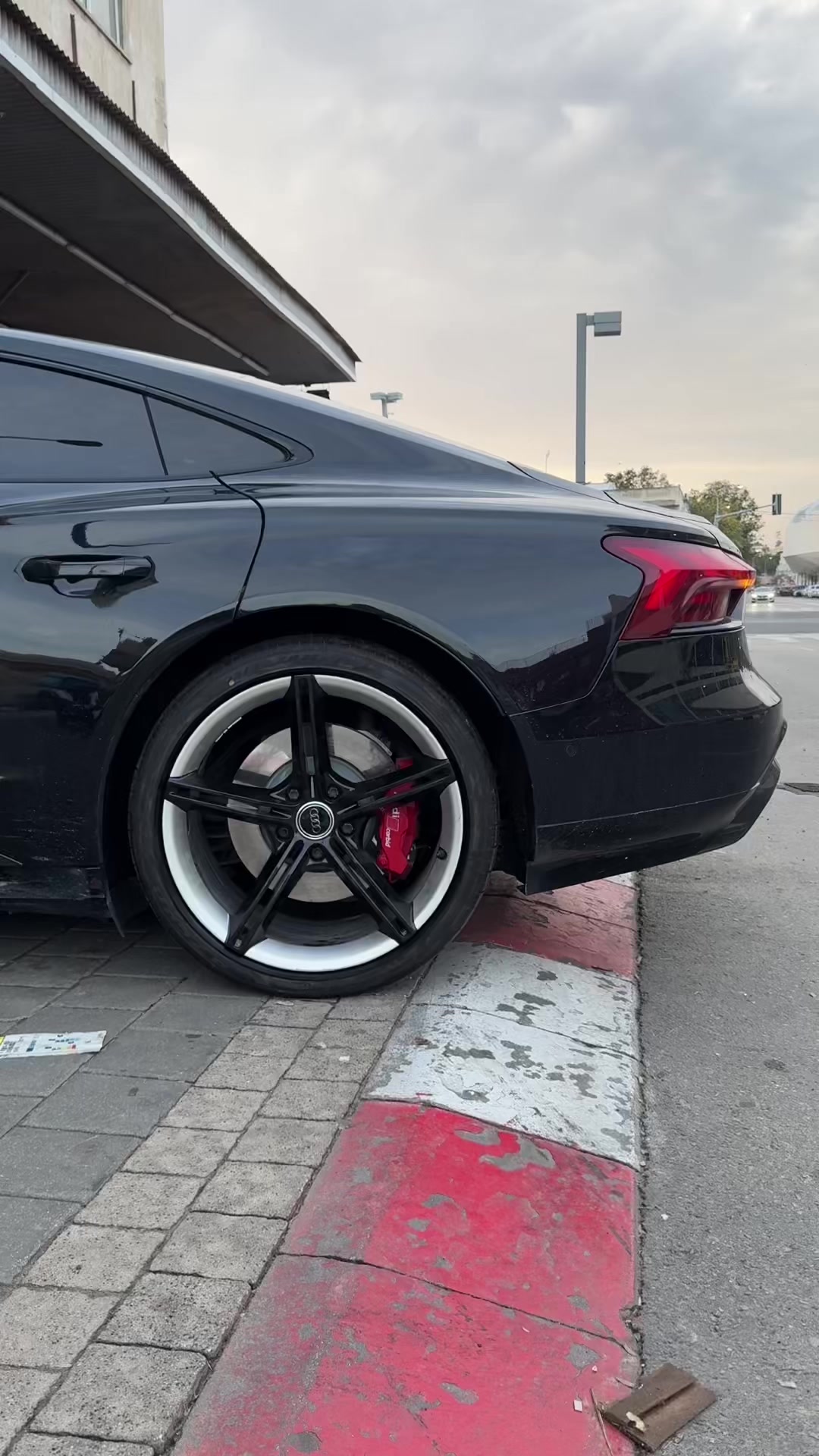 @TipTop Wheels & Tires