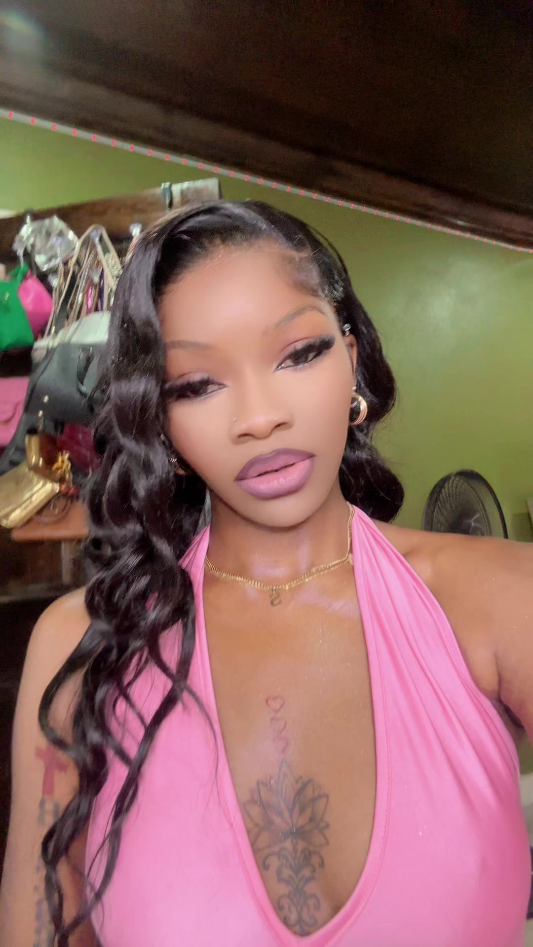 @👑Da Barbie💕// nail artist