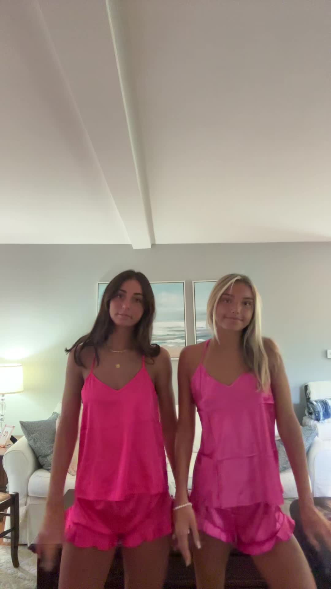 @naiomispam