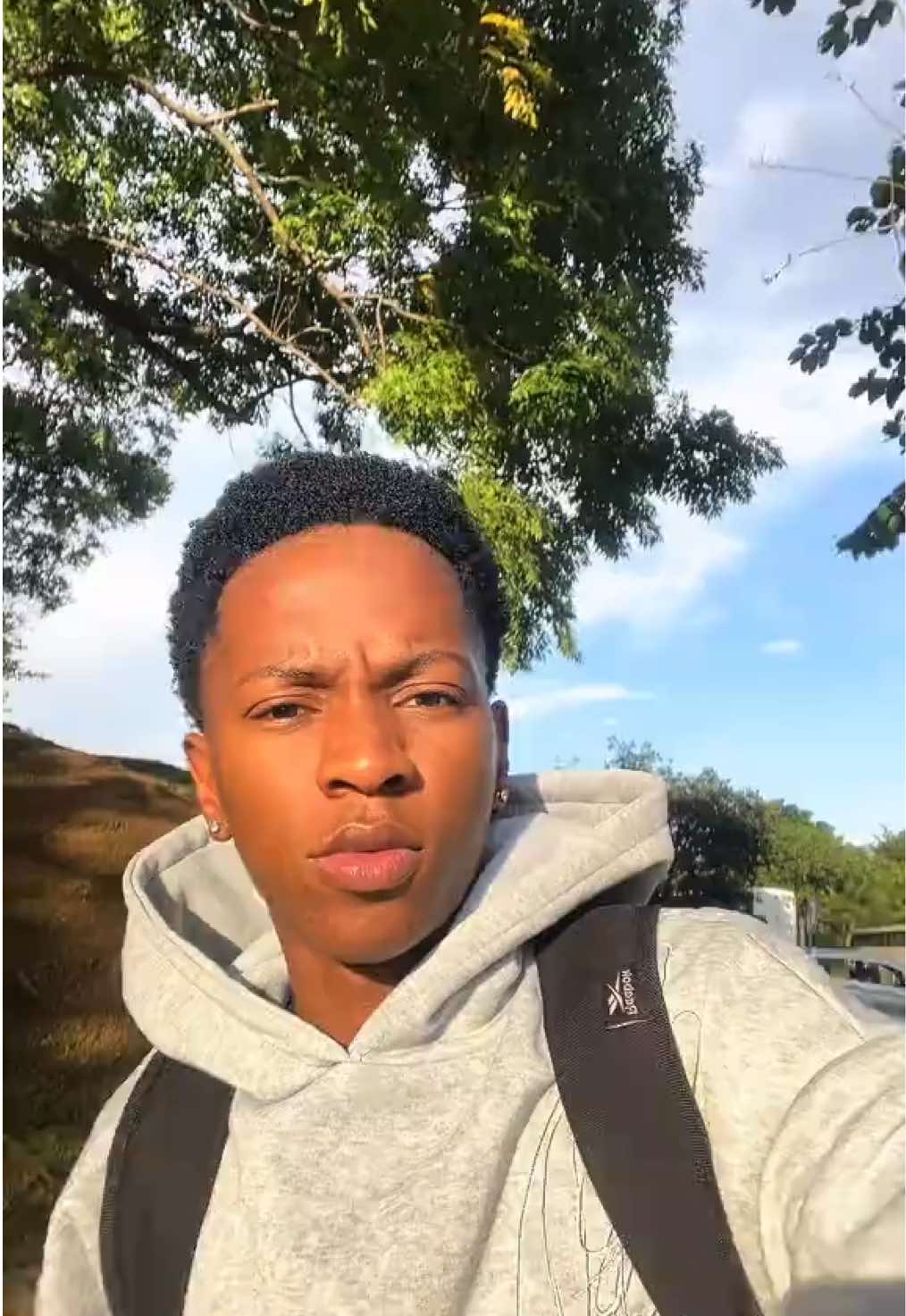 @vxl3ntino_