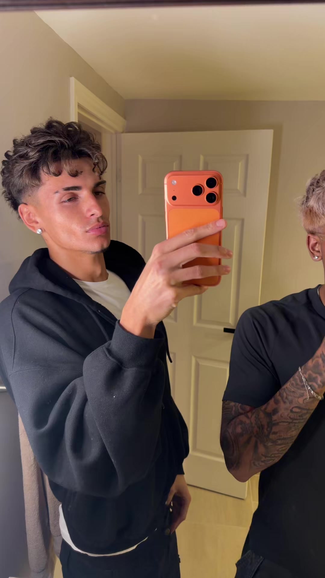 @chris.nikoo