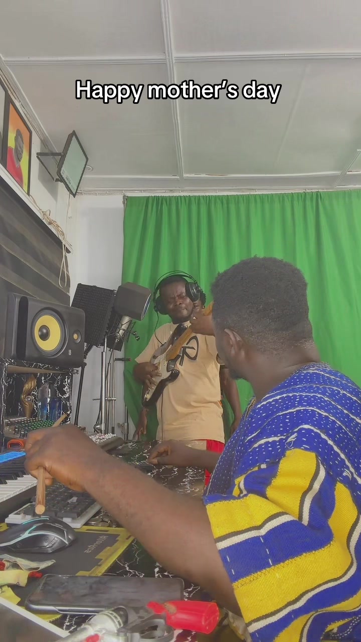 @HONEY BOY GH
