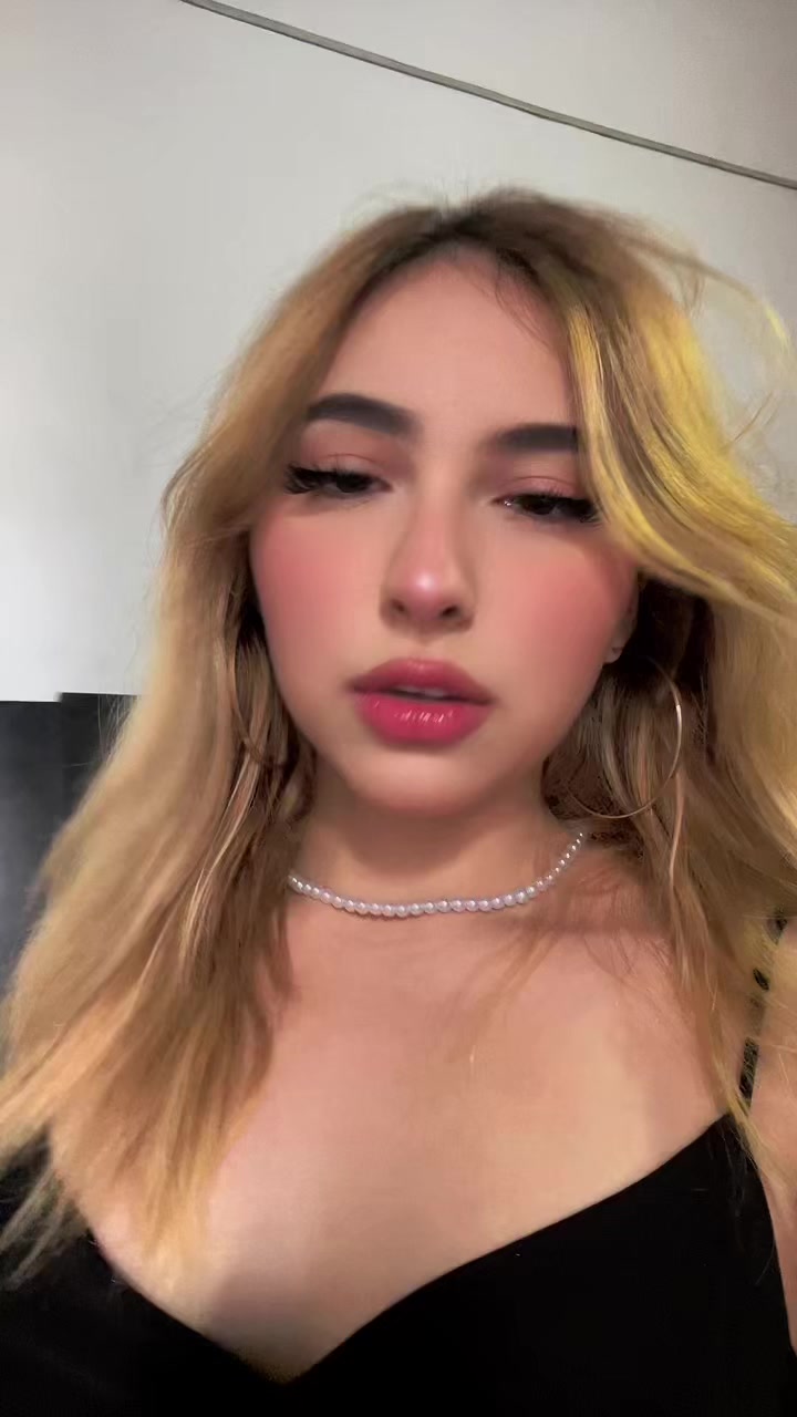 @Ali ali✨