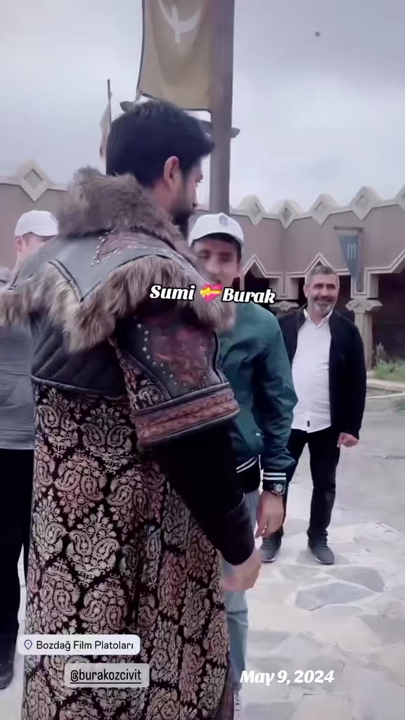 @🇵🇰༄sumbur࿐🇹🇷