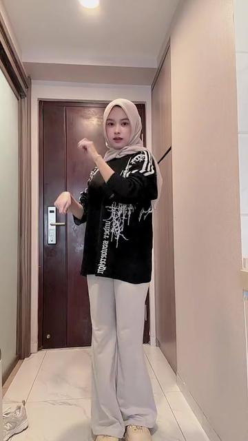 @hllnda_