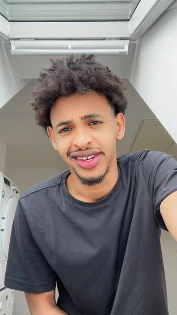 @Emraan🇸🇴🇩🇪