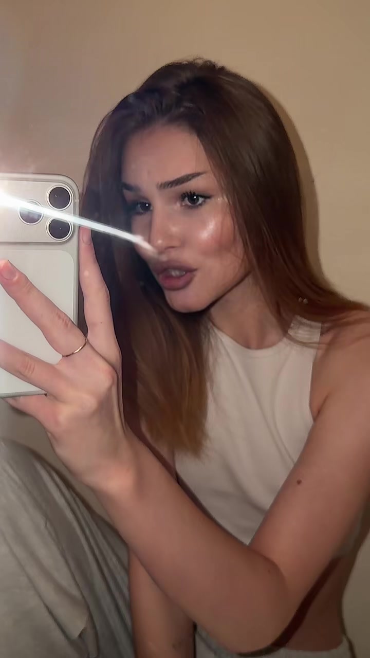 @с любовью, Е.🧿