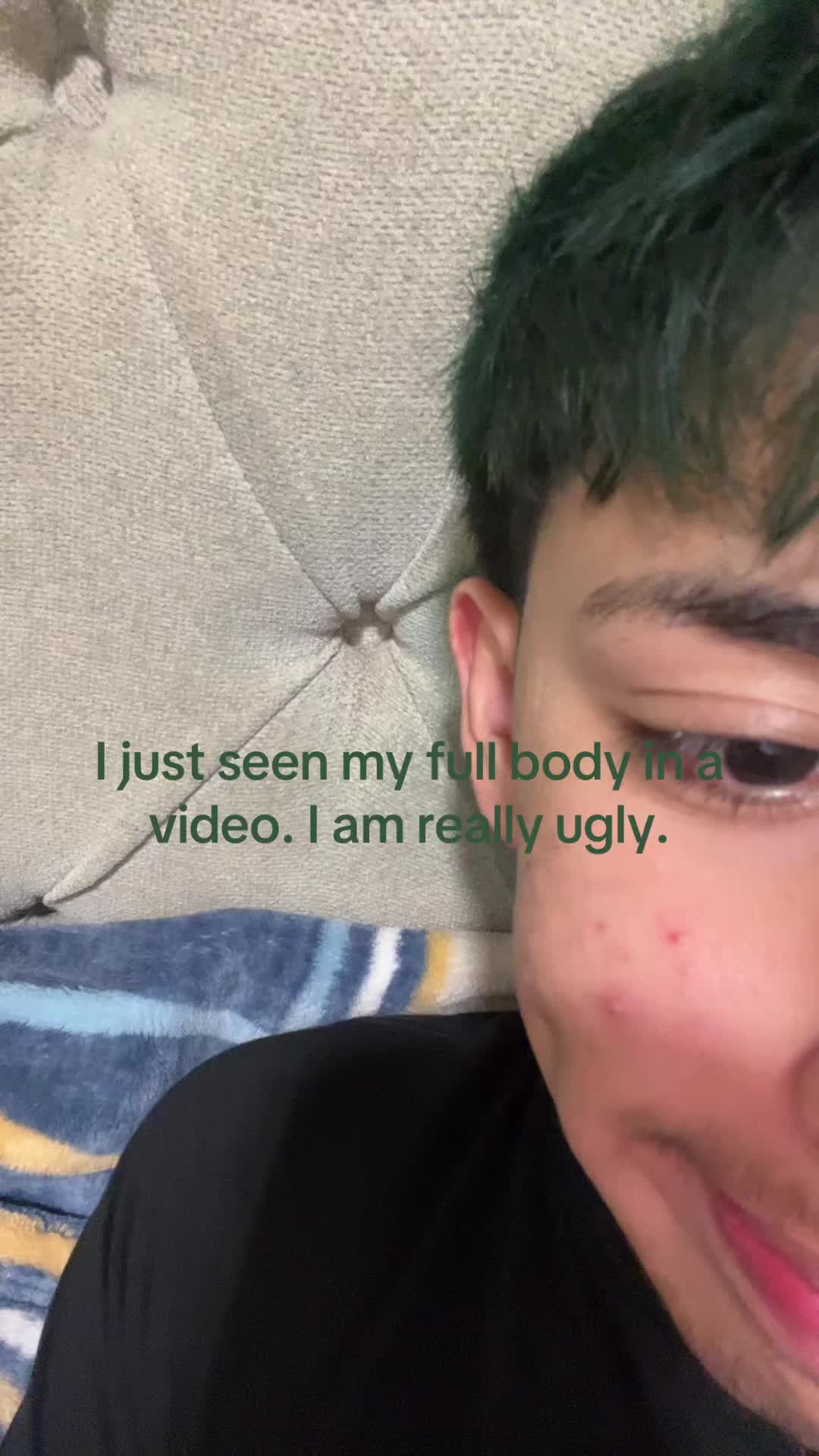 @￼
