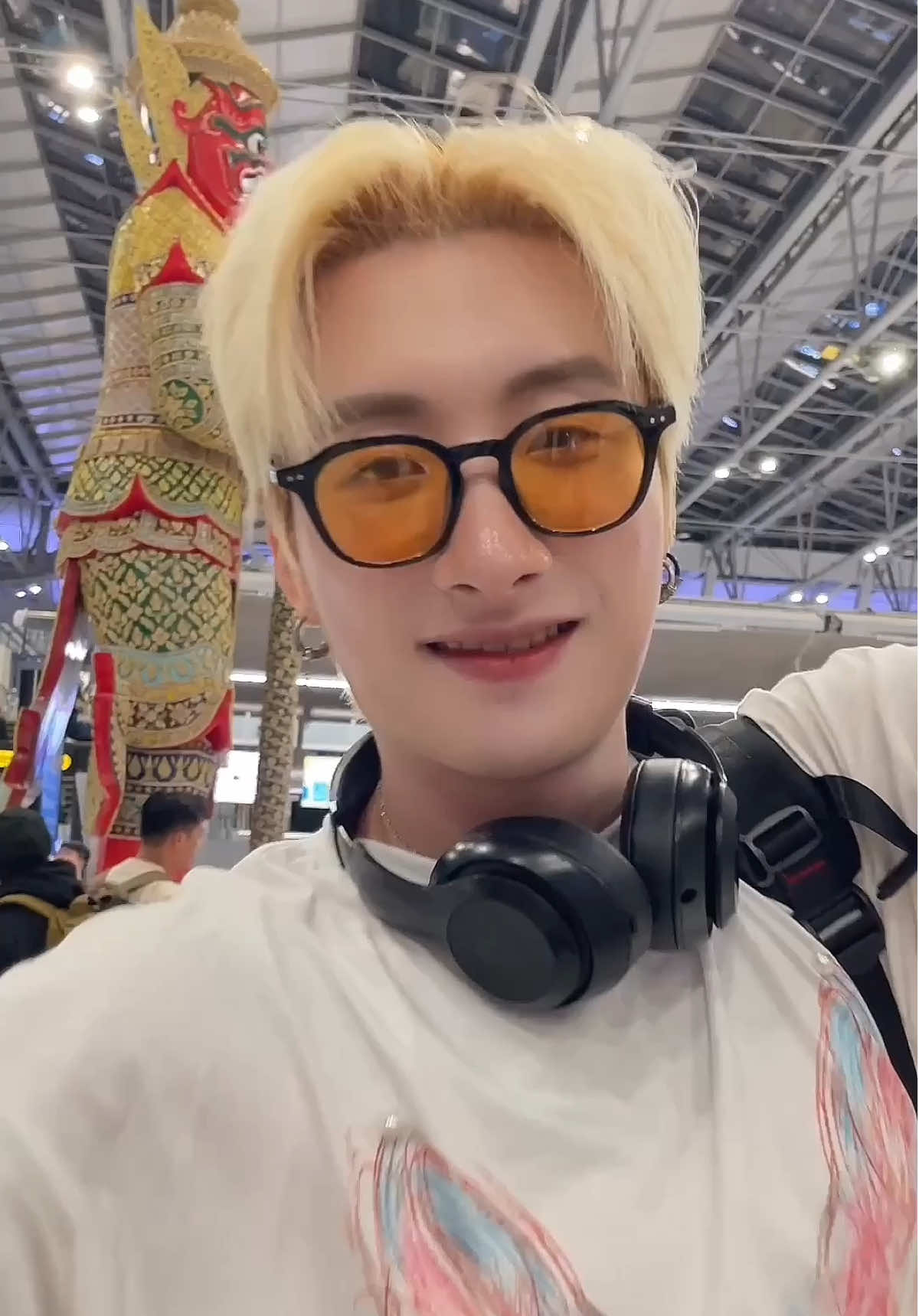 @งอมง่ะงอบงองแง