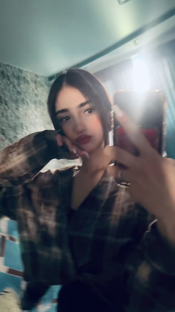 @полякова