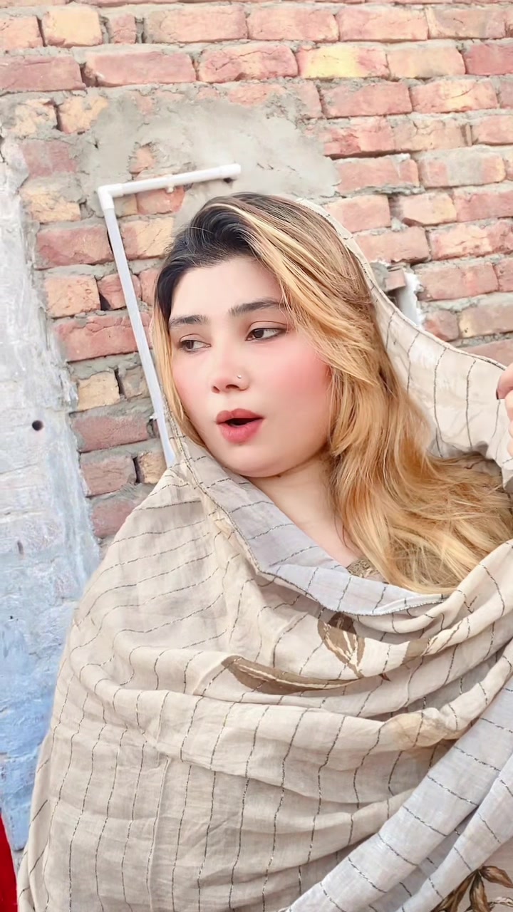 @aroojkhansm
