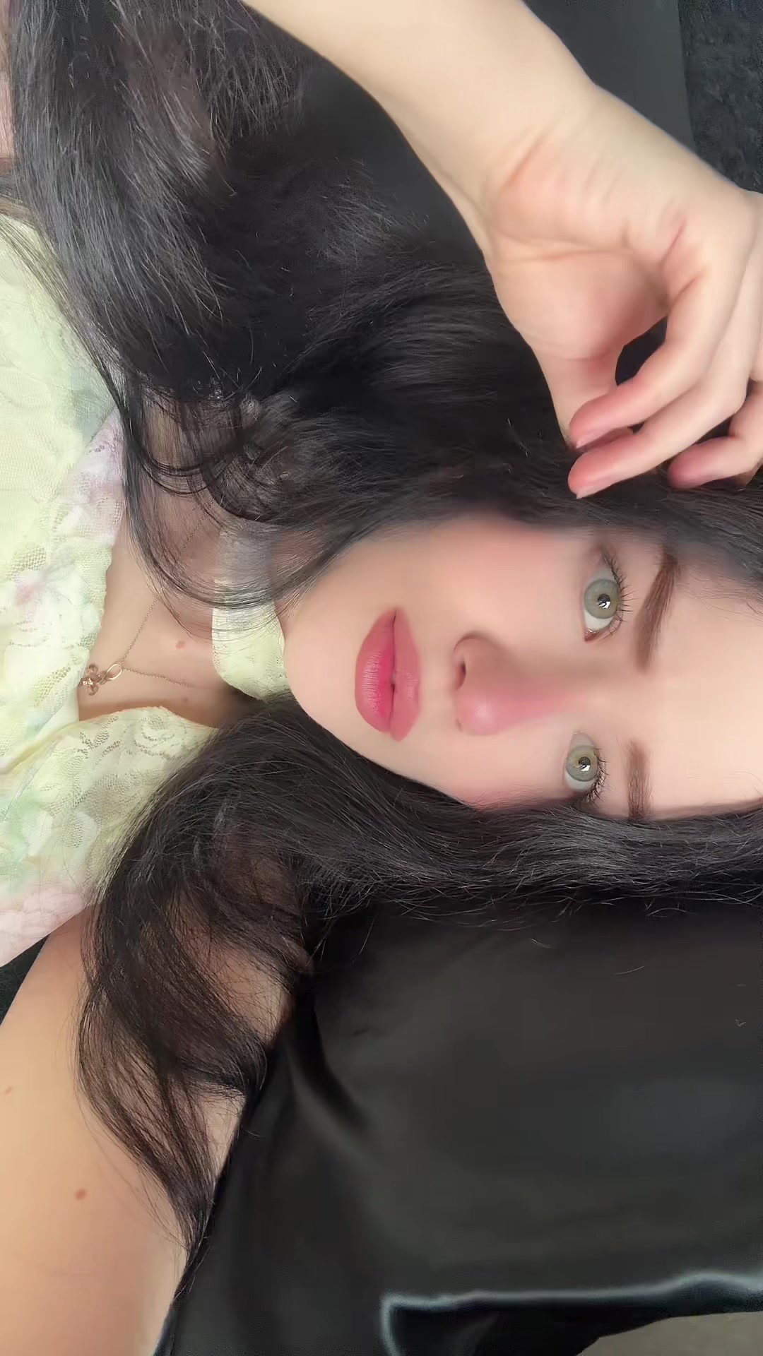 @яночка 𖣂