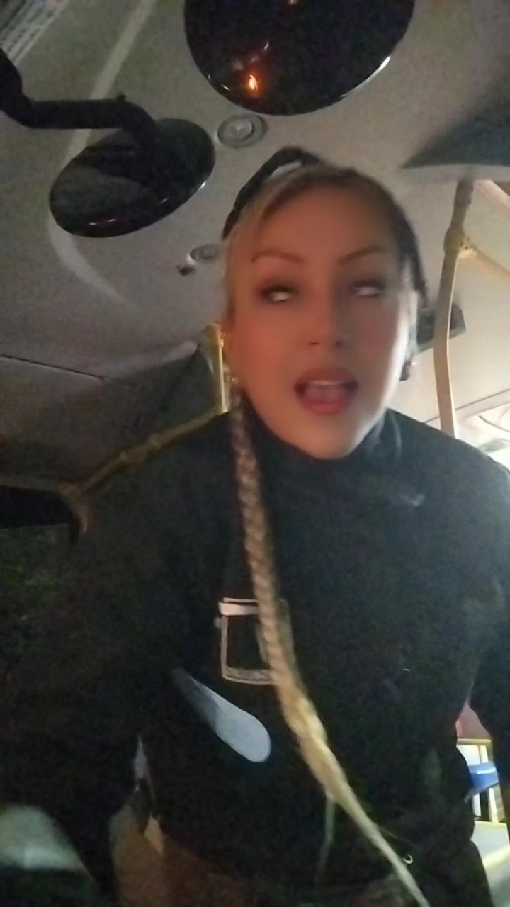 @LILIANA