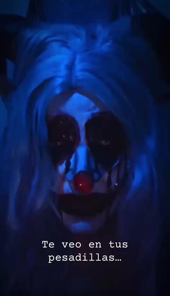 @Mortelia the Clown🦇🎪