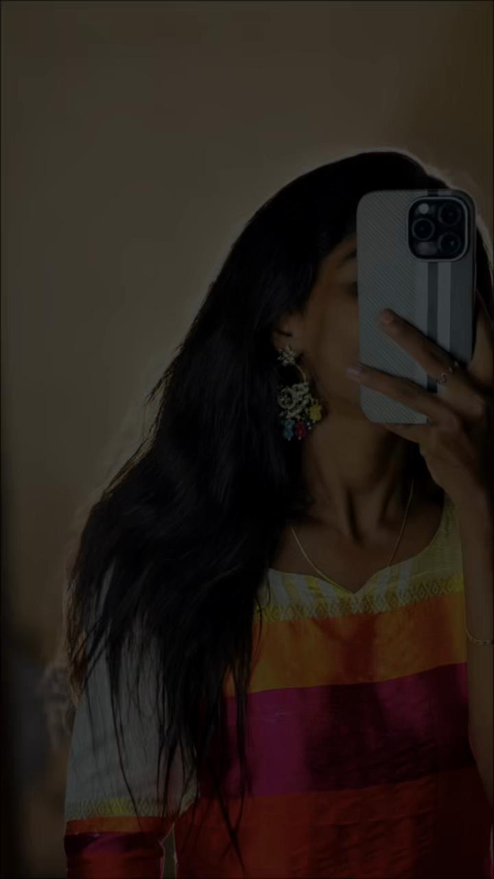 @M A T H U R A A 🕊️✨️