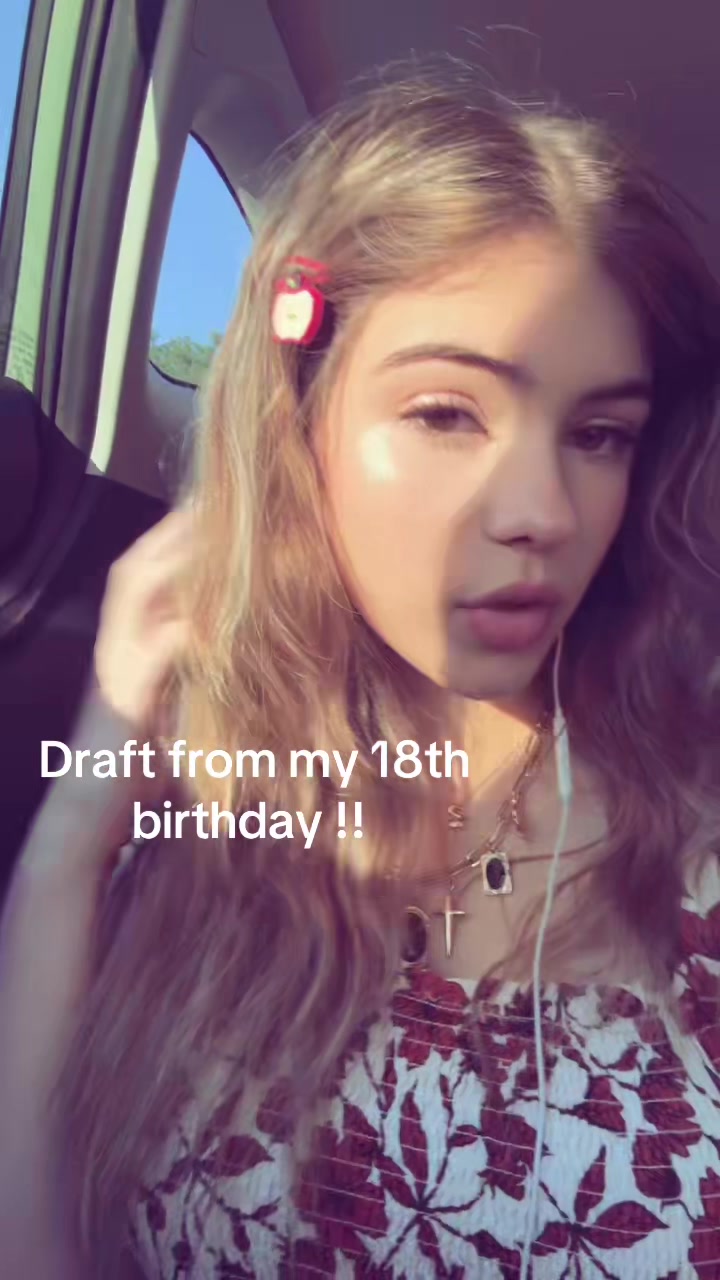 @karrawashere