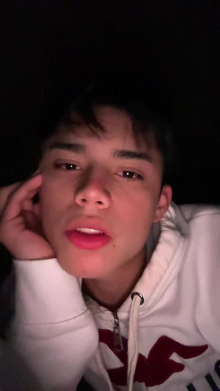 @laureanogomezz