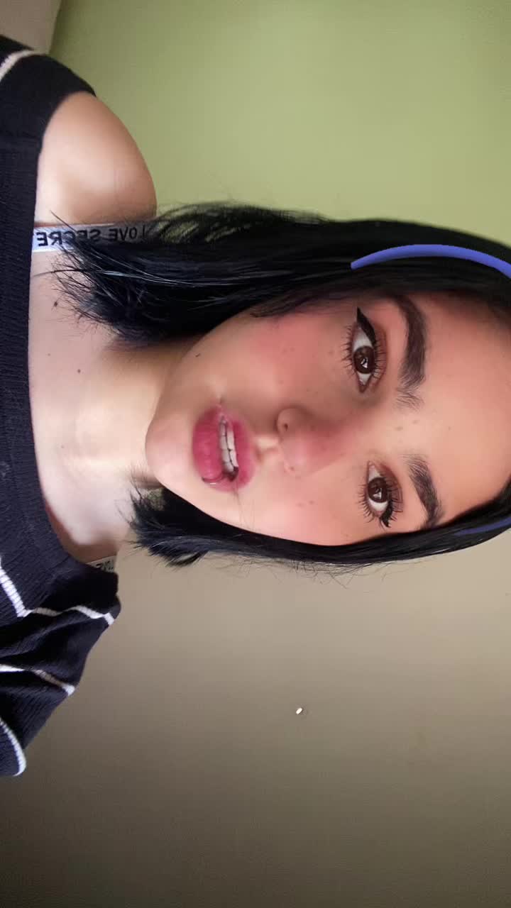@Lara