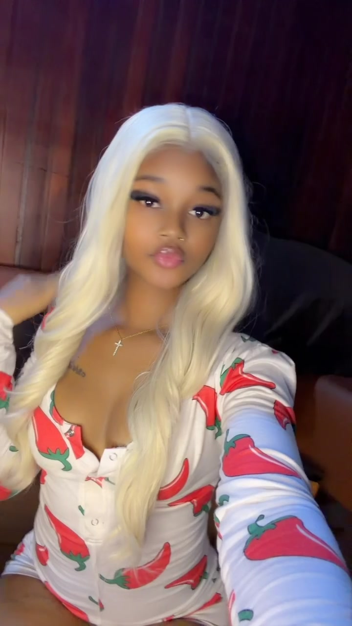 @MARIE_MADO🇨🇮..🇭🇹