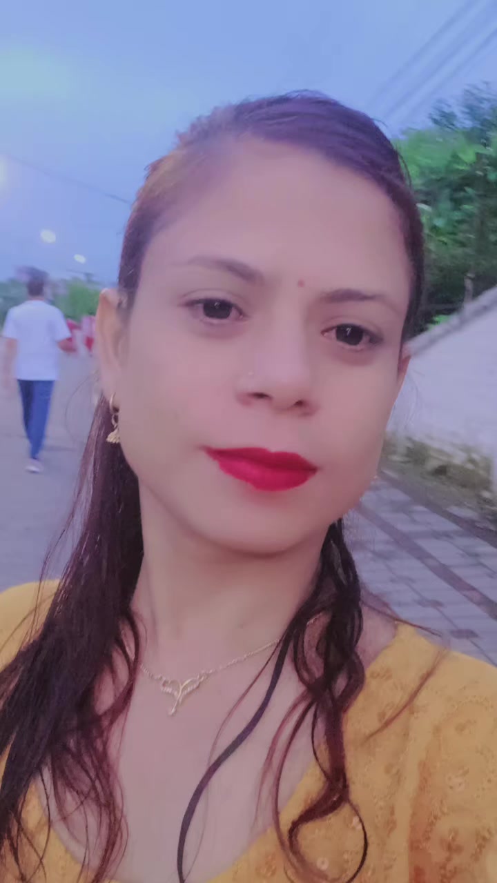 @mina adhikari ❤️❤️