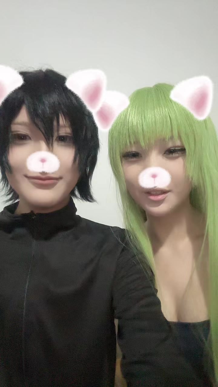 @Vio .Wikis Wife