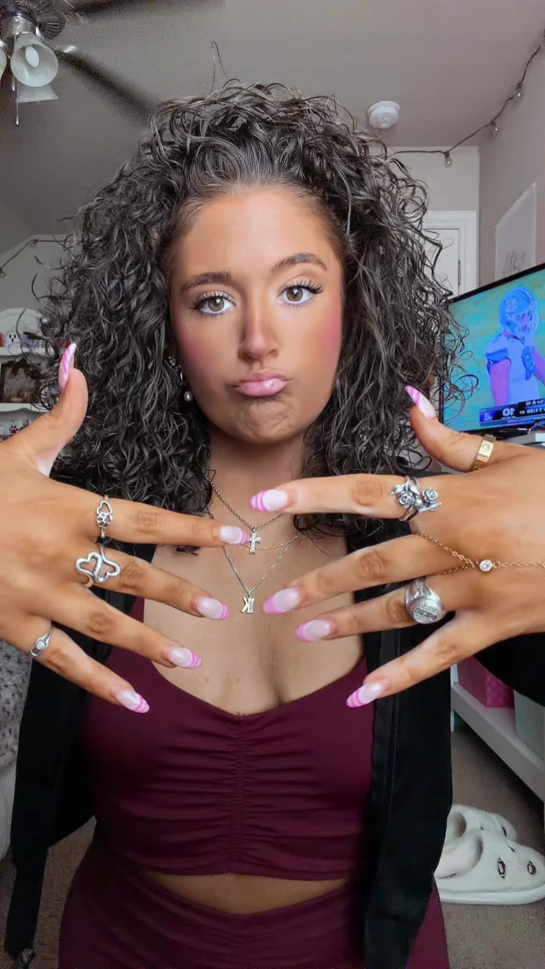 @kyleedeemy