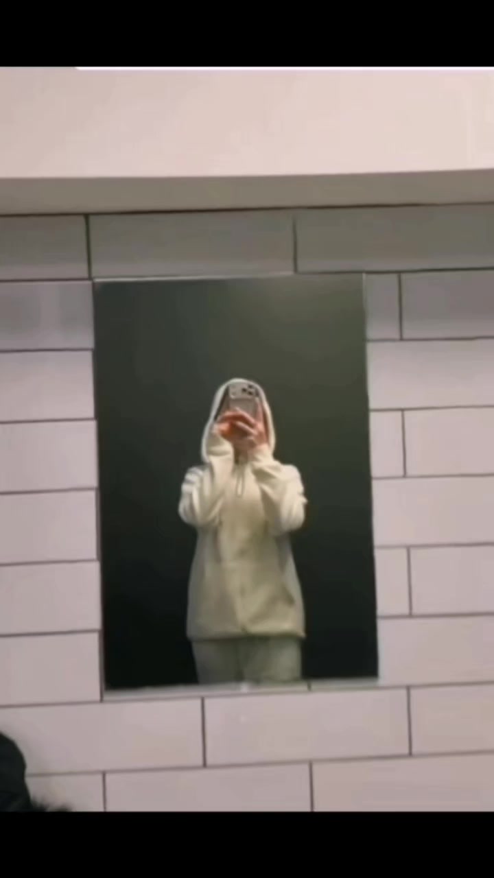 @Zara Rajpoot🇬🇧