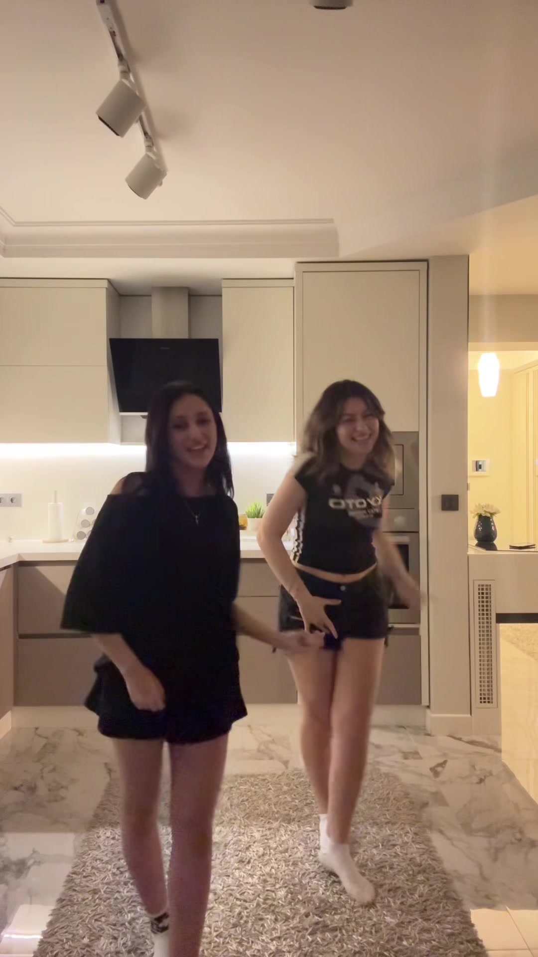 @tilbeffr