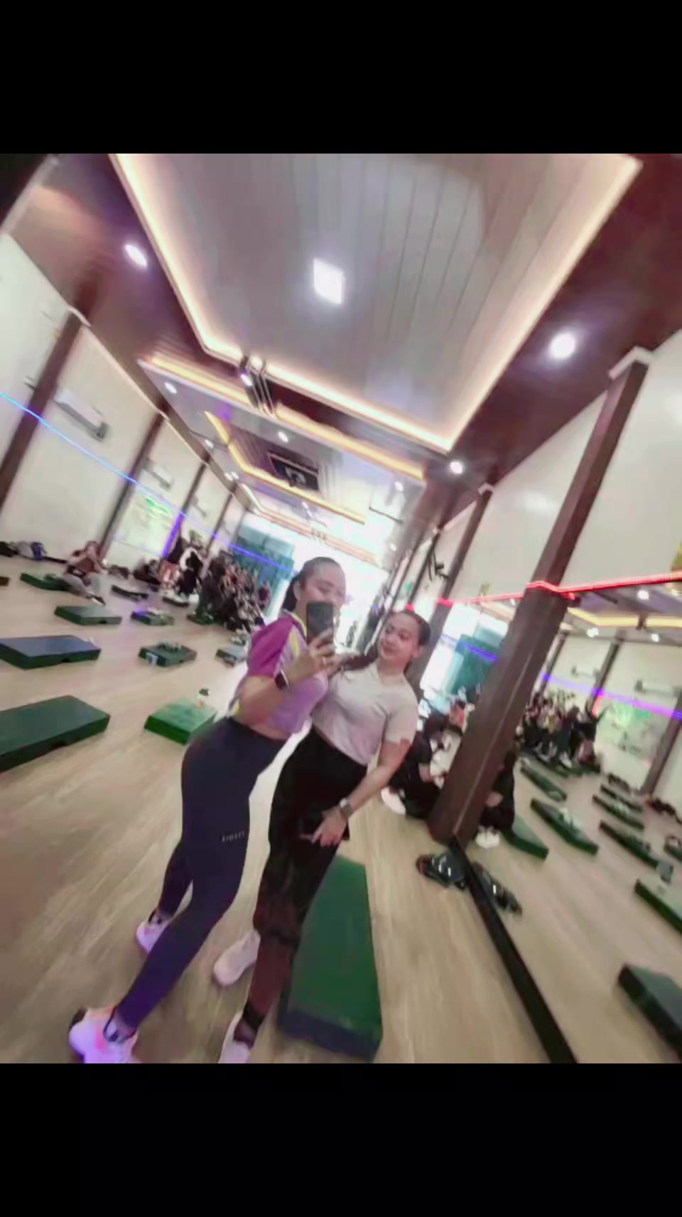 @Aurora Azzahra