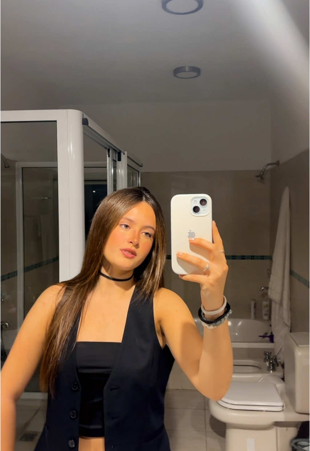 @nicole