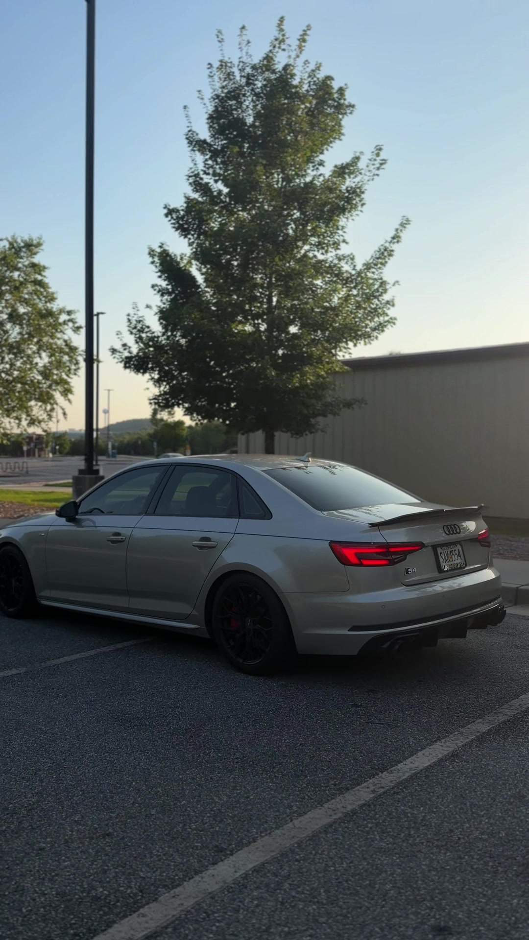 @B9CHRIS