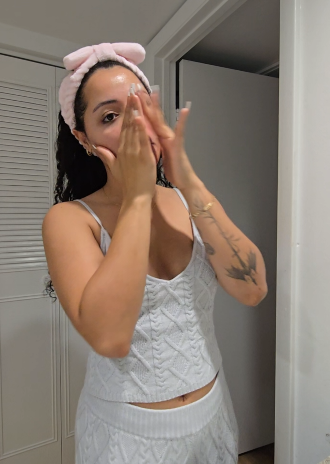 @Karina