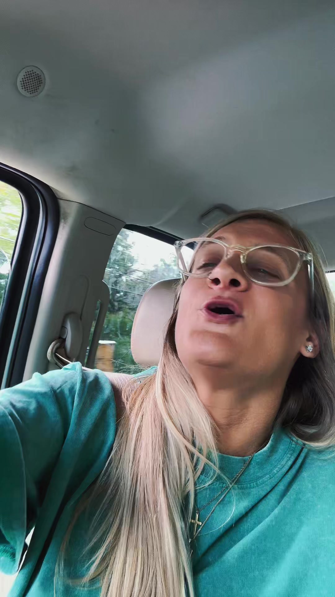 @Breezybrittney