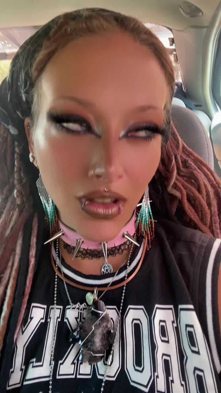 @PsychoticAngel420