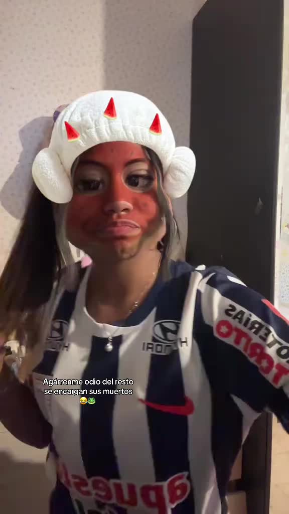 @💋🙄