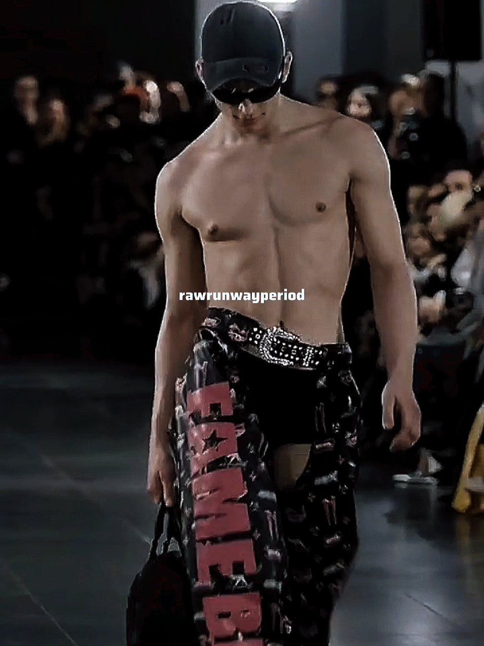 @RawRunway.
