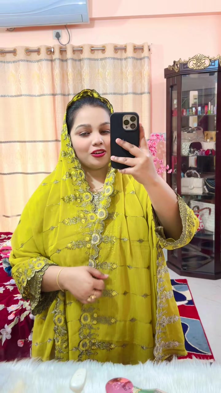 @sadiatamanna