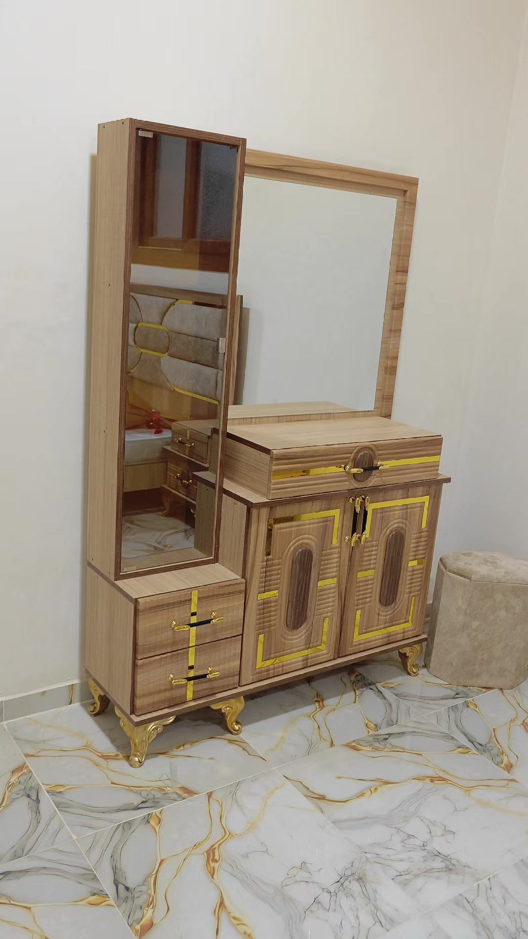 @مفروشات الرائد 🏠