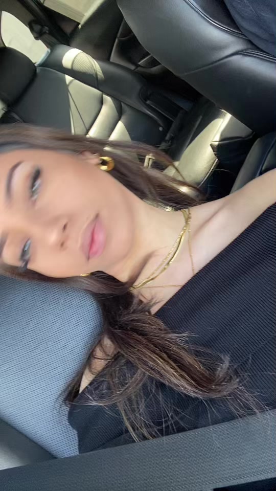@️