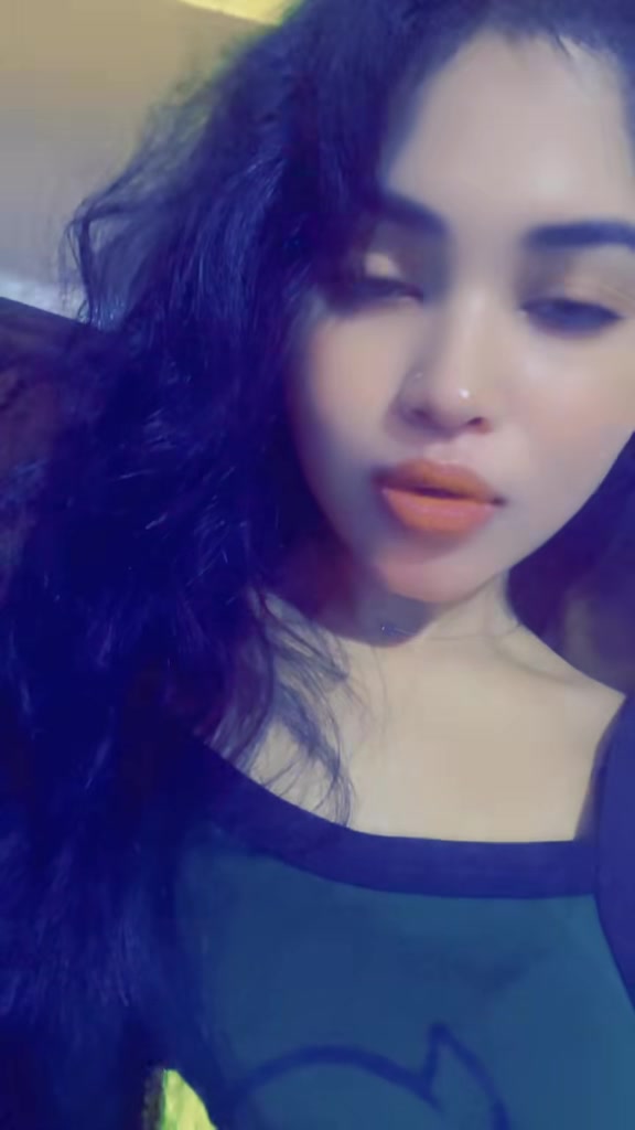 @ιтz_мє_кαηмαηι 💍🥀🦋