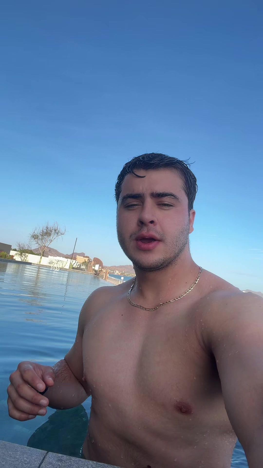 @GOODBOY🐣