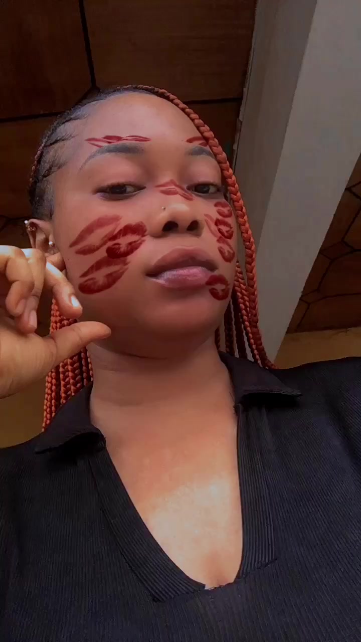 @Happy~Queen 🤘🦋