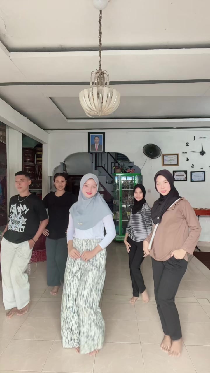 @Sanggar Seni Puti Tungga