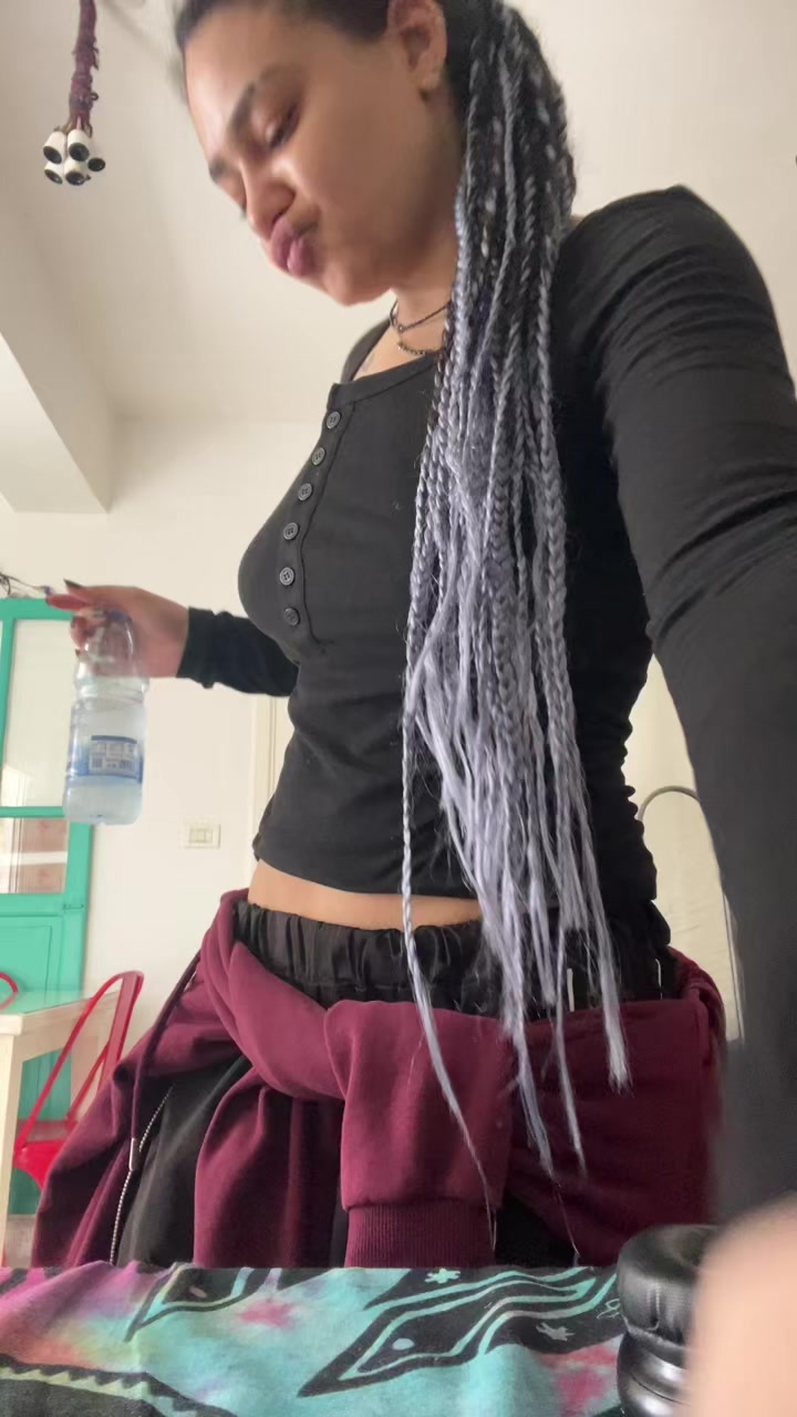 @Tessinio