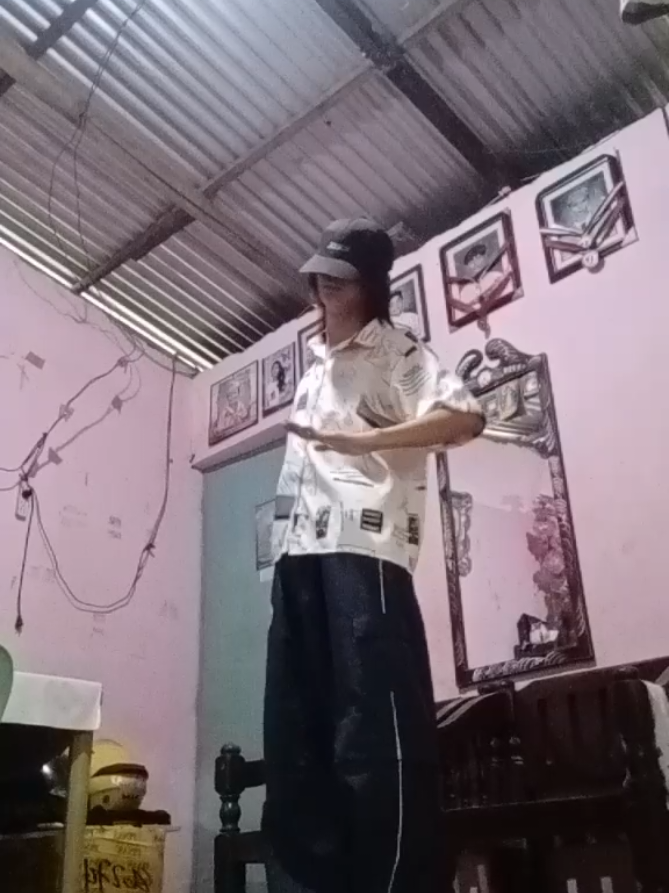 @poyoyoi