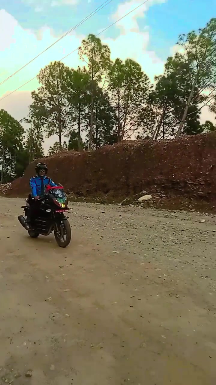 @गन्तव्यविहीन यात्रा