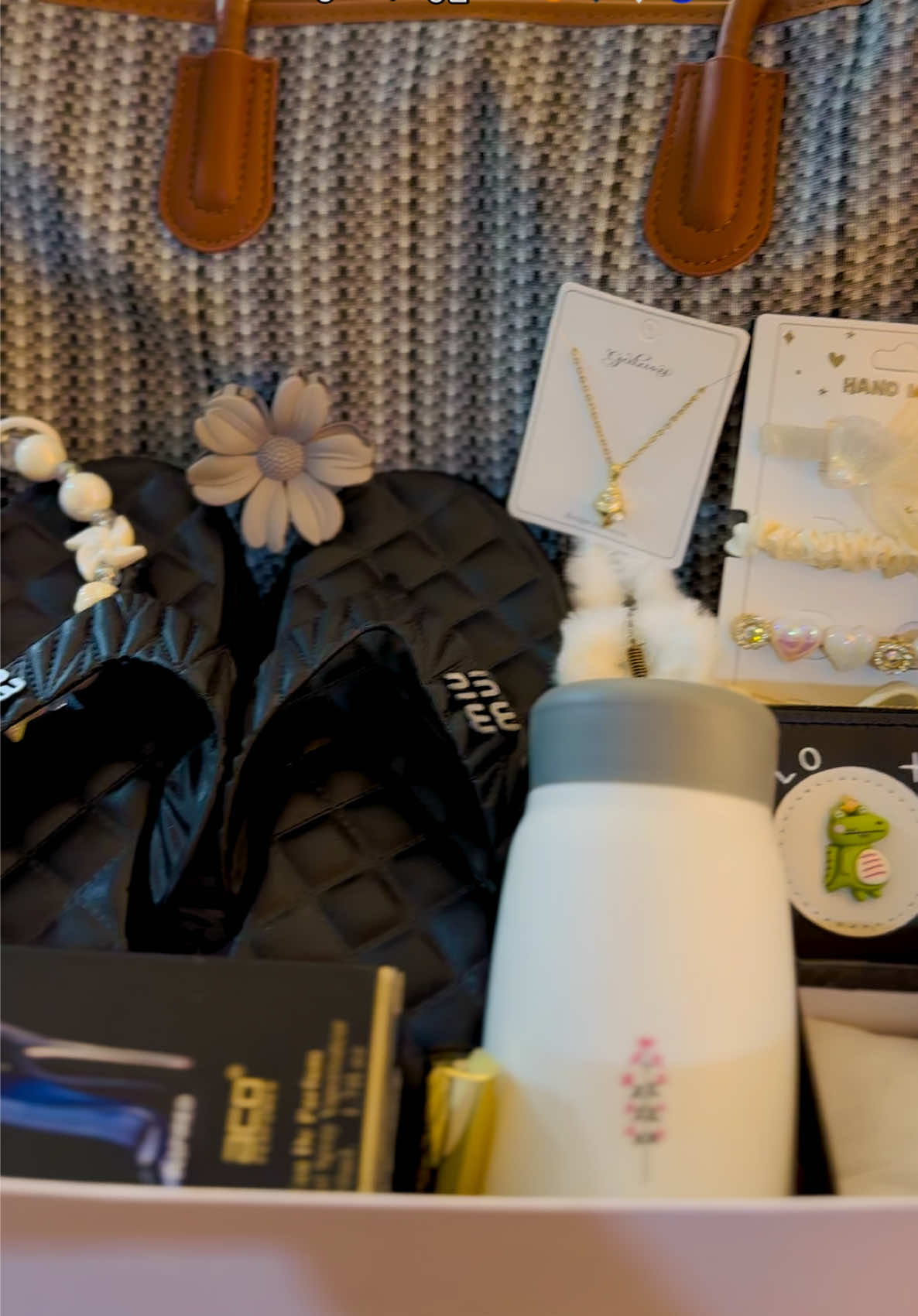 @Aurora_Magical_Collection 🥺💜