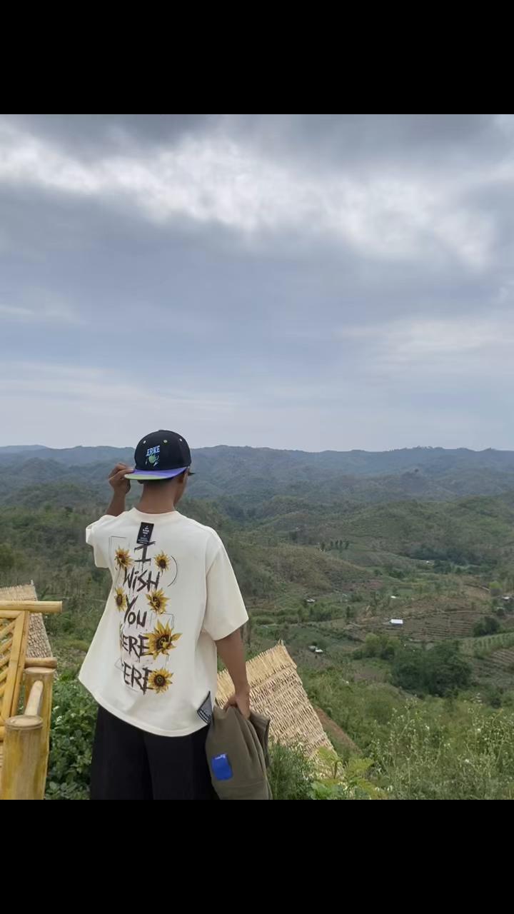 @Logan(လိုဂန်)