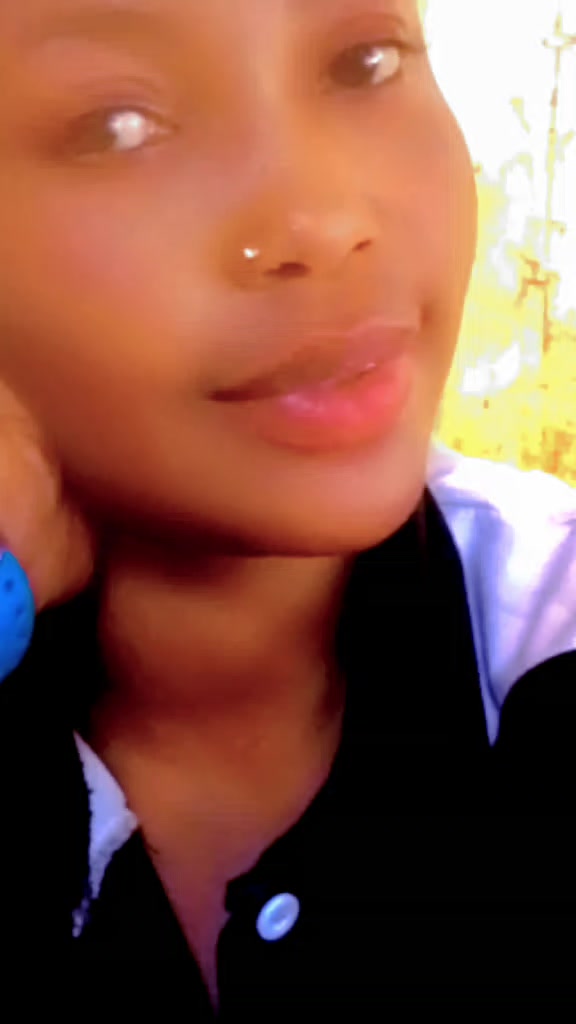 @Laby B